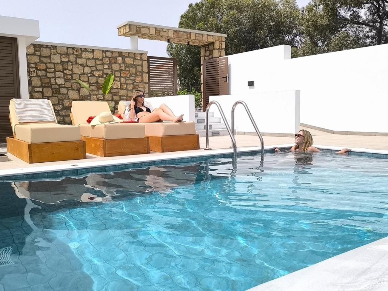 Valantina'S & Mannouel Lardos Luxury Villas Exterior foto